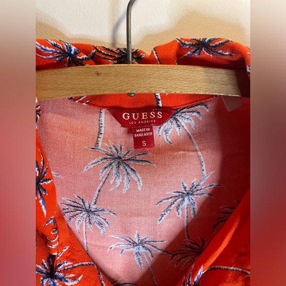Guess Beach Shirt - Picture 3 of 3